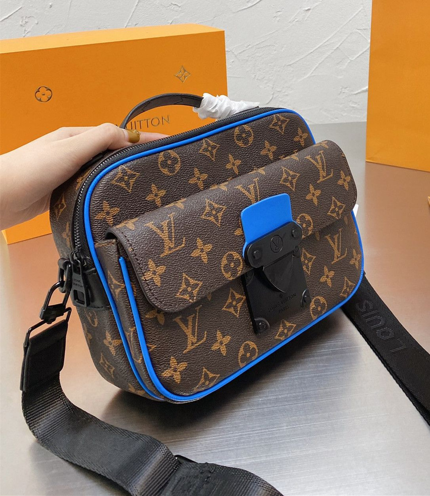 Louis Vuitton Сумка на плечо тоут #1