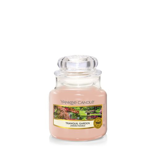 Yankee Candle Свеча ароматическая "Тихий сад" #1