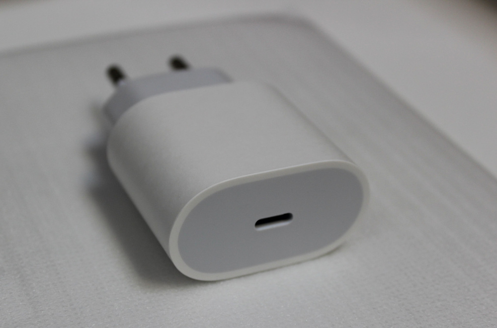 Быстрая Зарядка для iPhone и iPad, AirPods USB-C, TYPE C, Адаптер питания 20W, Сетевое зарядное устройство, #1