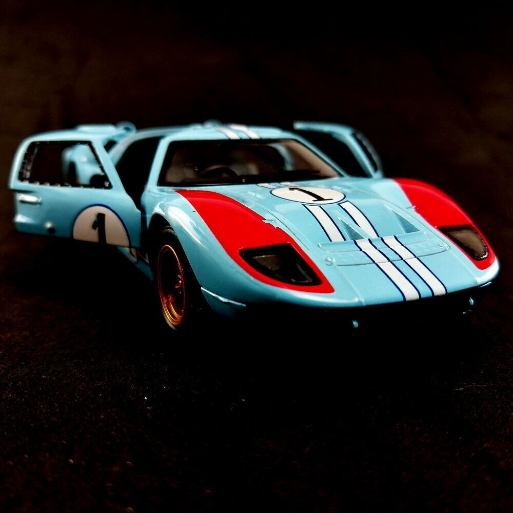 Металлическая машинка Форд ГТ40 Ford GT40 MKII 1966 Kinsmart 1:32 5427DFKT, инерционная с принтом, цвет #1