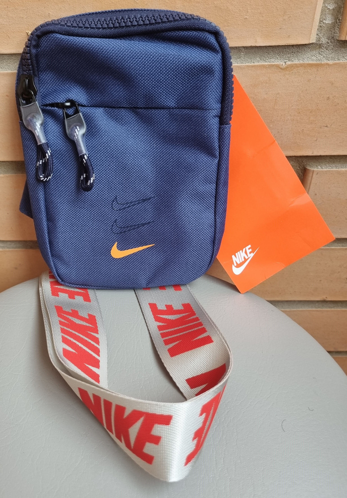Компактная бананка Nike через плечо, синяя с серым ремнем  #1