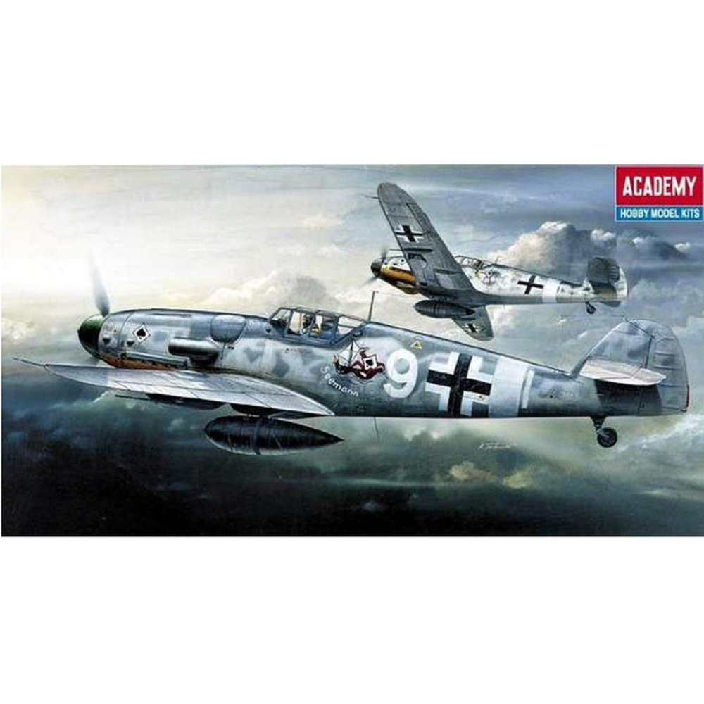 Academy сборная модель 12467 Messerschmitt Bf-109 G6 1:72 #1