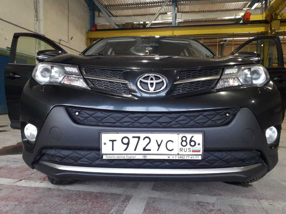 Маска утеплитель радиатора для Toyota RAV-4 2012 (CA40) на радиатор и бампер 2шт., арт. 156658  #1