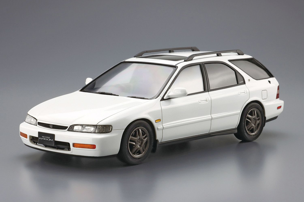 Aoshima 76 Сборная модель CF2 ACCORD WAGON SiR '96, 1/24 #1