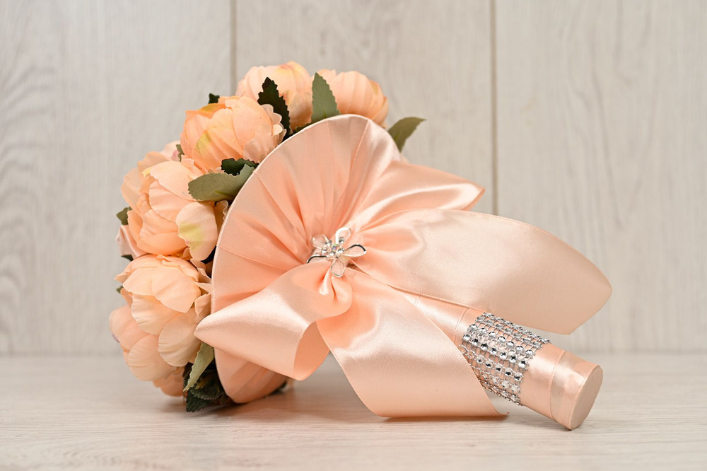 Свадебный букет-дублер невесты нежно-персикового цвета  #1