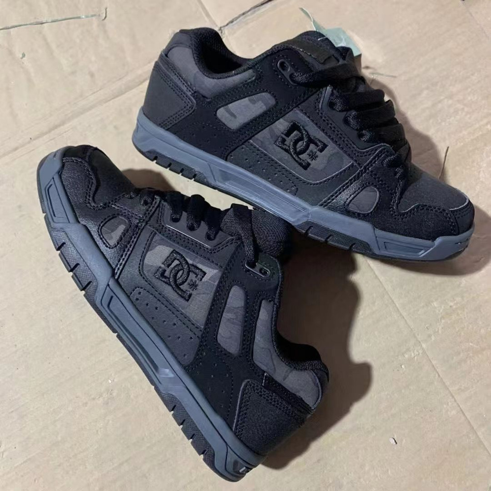 Кроссовки DC Shoes Marvel - купить с доставкой по выгодным ценам в ...