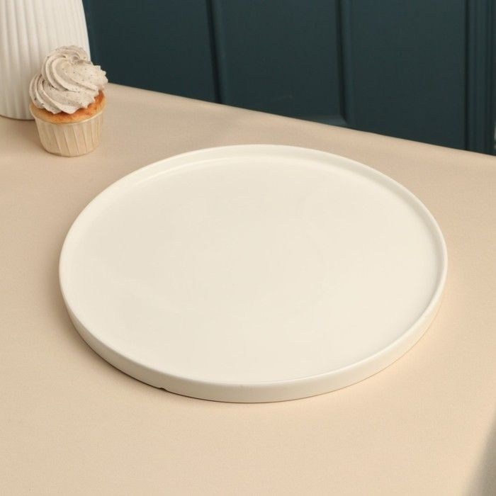 Тарелка фарфоровая Sola, d-30 см, белая #1