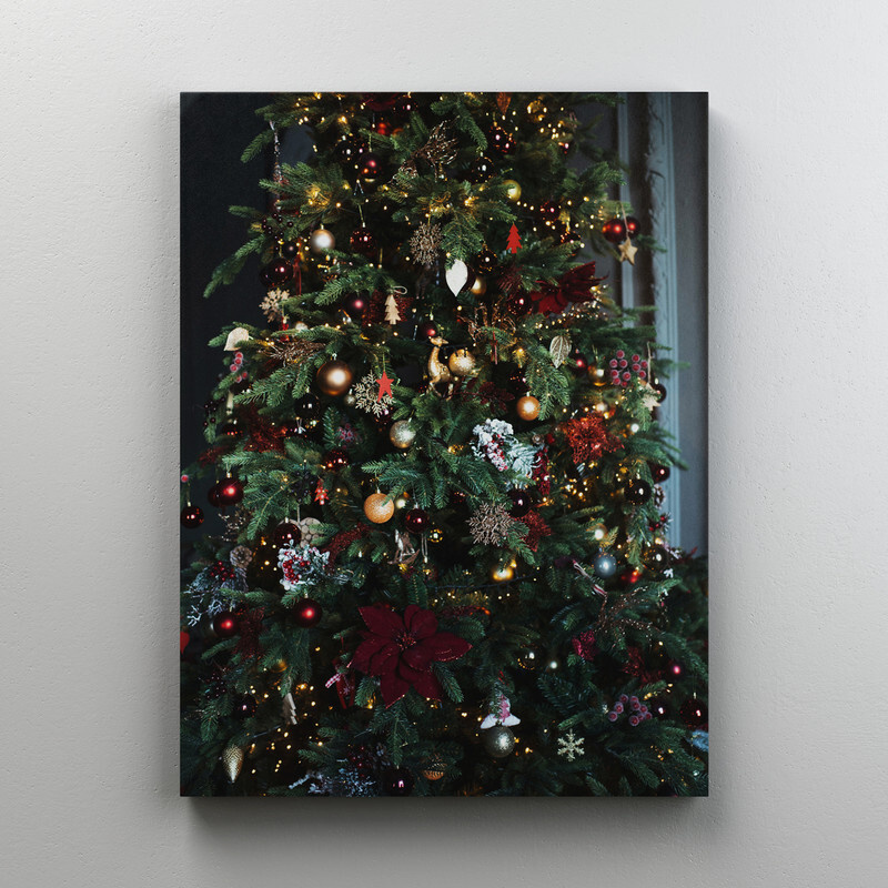Интерьерная картина на холсте "Пушистая новогодняя ёлка" на подрамнике 75x100 см  #1