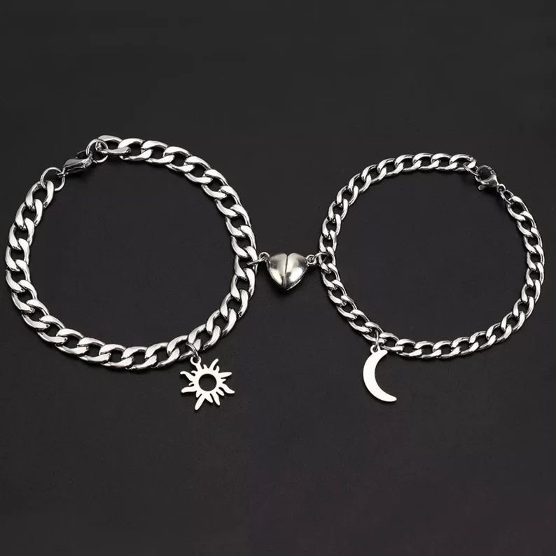 Парные браслеты для влюбленных и подруг из стали на магните с подвеской "Sun & moon / солнце & луна / #1