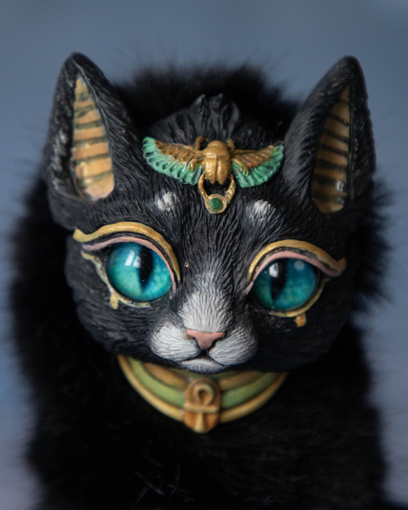 Кошка-бастет черная с зелеными глазами. Игрушка авторская, ручная работа, шарнирная  #1