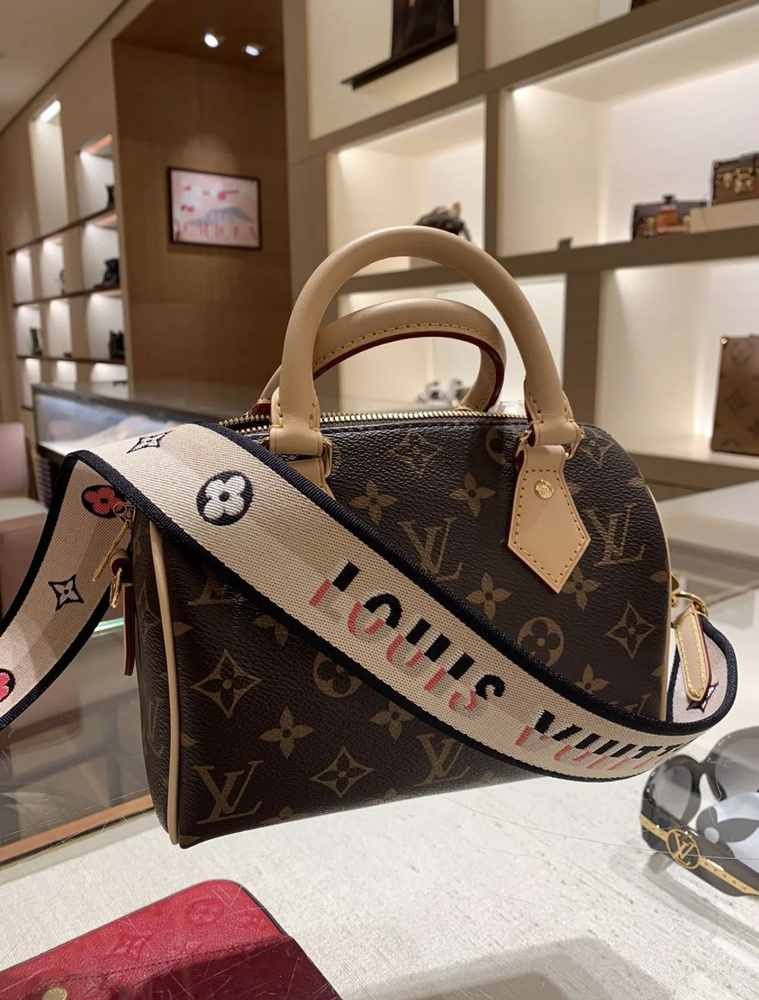 Louis Vuitton Сумка на плечо #1