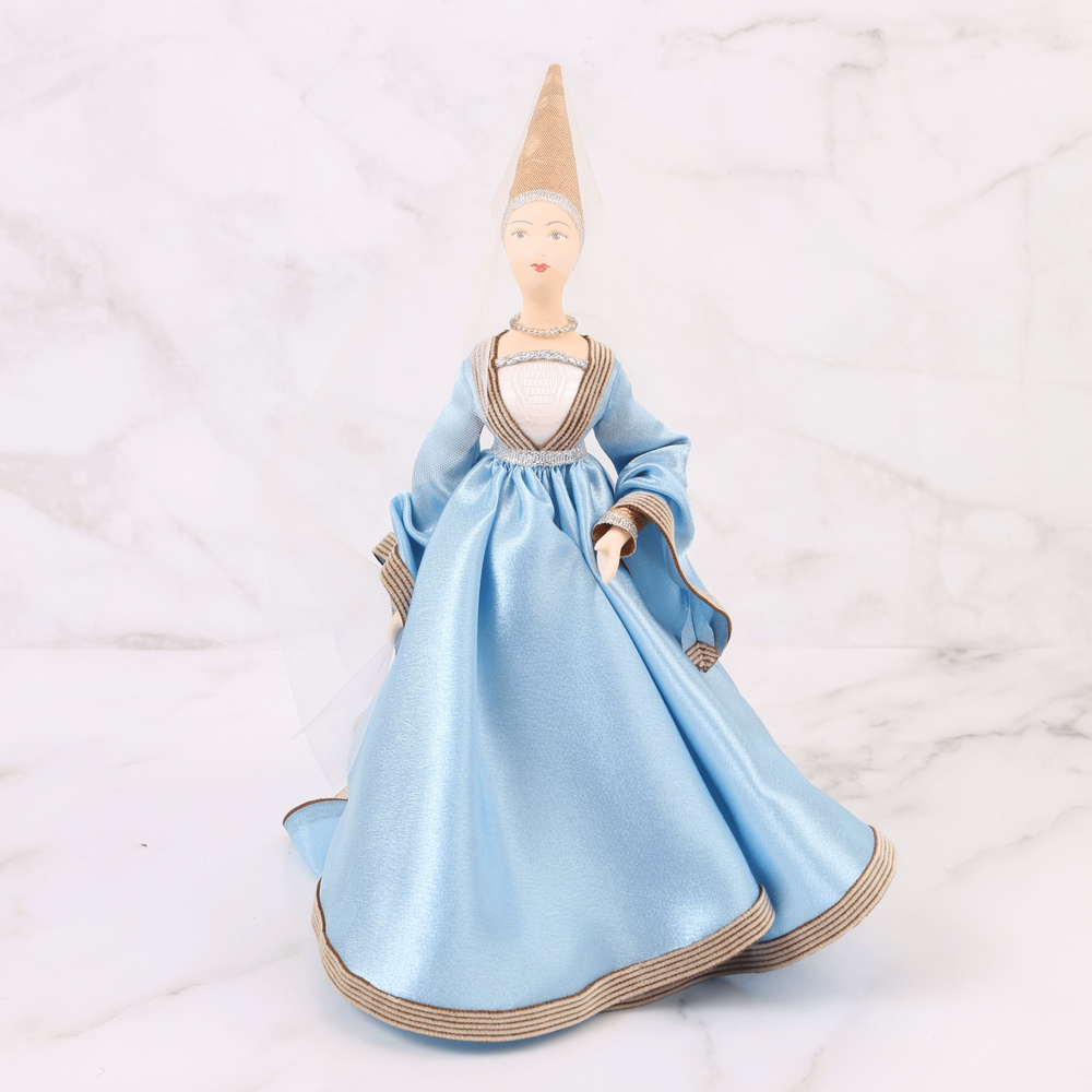 Фарфоровая кукла коллекционная "Дама Франция 15 век". Сувенир ручной работы  #1