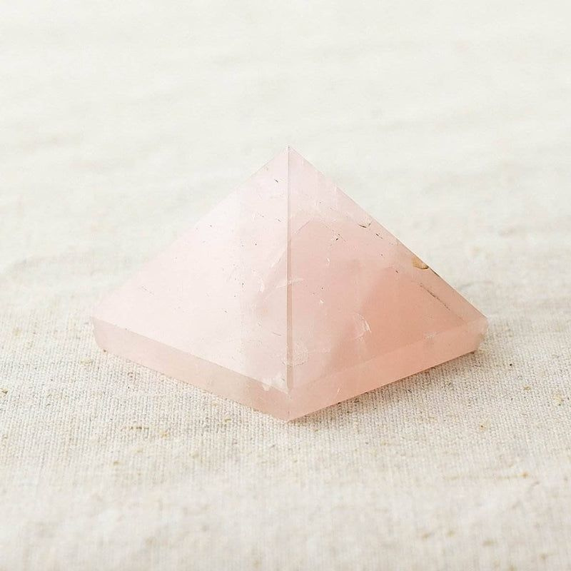Пирамида из Розового кварца 3 см/ Натуральный камень/ Оберег  #1