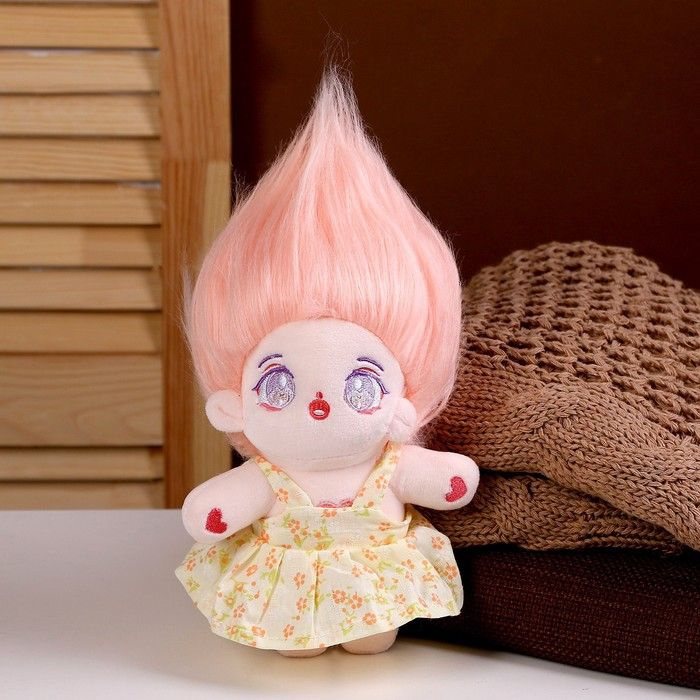 Кукла "Идол", розовые волосы, в жёлтом платье #1