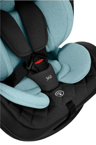 Пятиточечные ремни безопасности с нескользящими накладками на ремнях гарантируют надежное крепление малыша в автокресле и предотвращают его падение во время движения автомобиля.