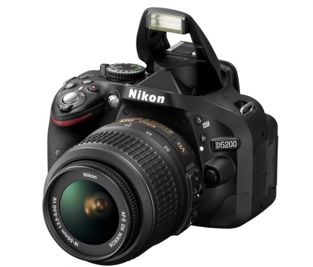 Зеркальный фотоаппарат Nikon D5200 kit 18-55 VR #1