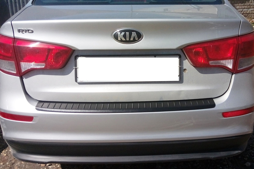 Накладка заднего бампера KIA Rio (2011-2017) седан #1