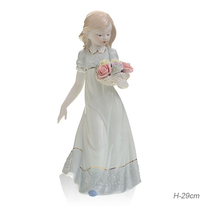 Фарфоровая статуэтка Девушка с цветами 29 см #1
