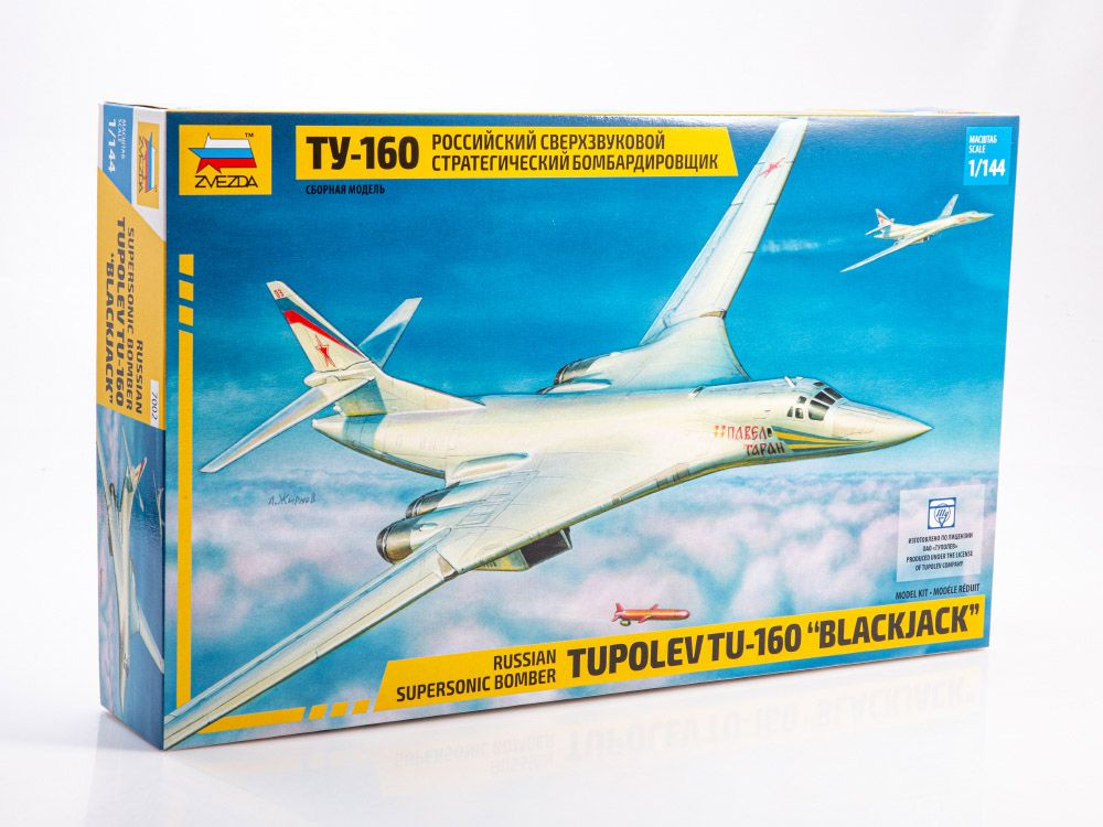 Сборная модель самолета Zvezda Российский сверхзвуковой стратегический бомбардировщик Ту-160, масштаб #1