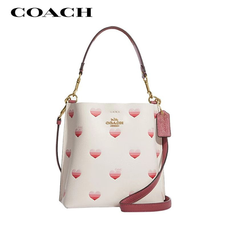 Coach molly. Coach сердце. Coach Molly 16.