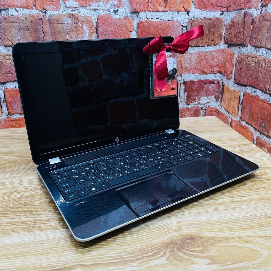 HP 15, A4-5000, Radeon 8330 Ноутбук 15.6", RAM 8 ГБ, SSD 120 ГБ, Windows Pro, Русская раскладка  #1