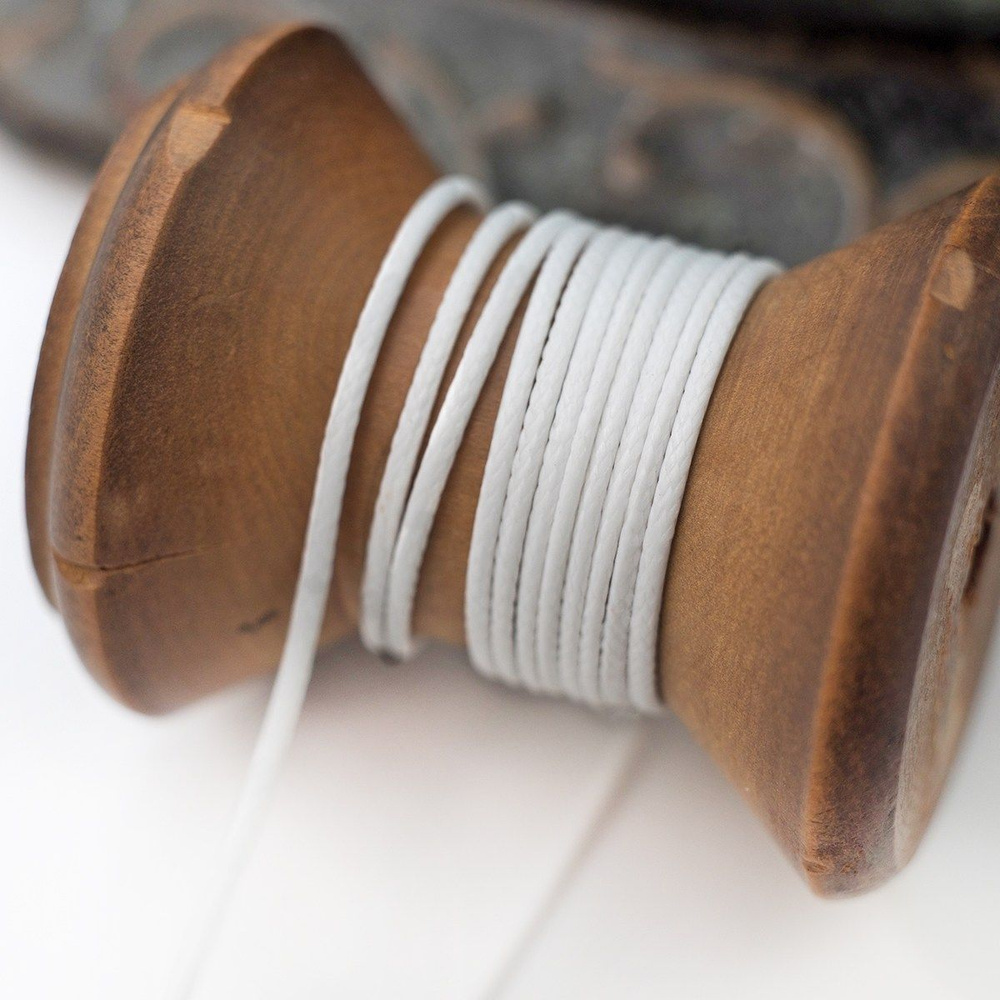 Шнур вощеный 1 мм 20 метров для шитья / рукоделия / браслетов, цвет белый с оттенком  #1