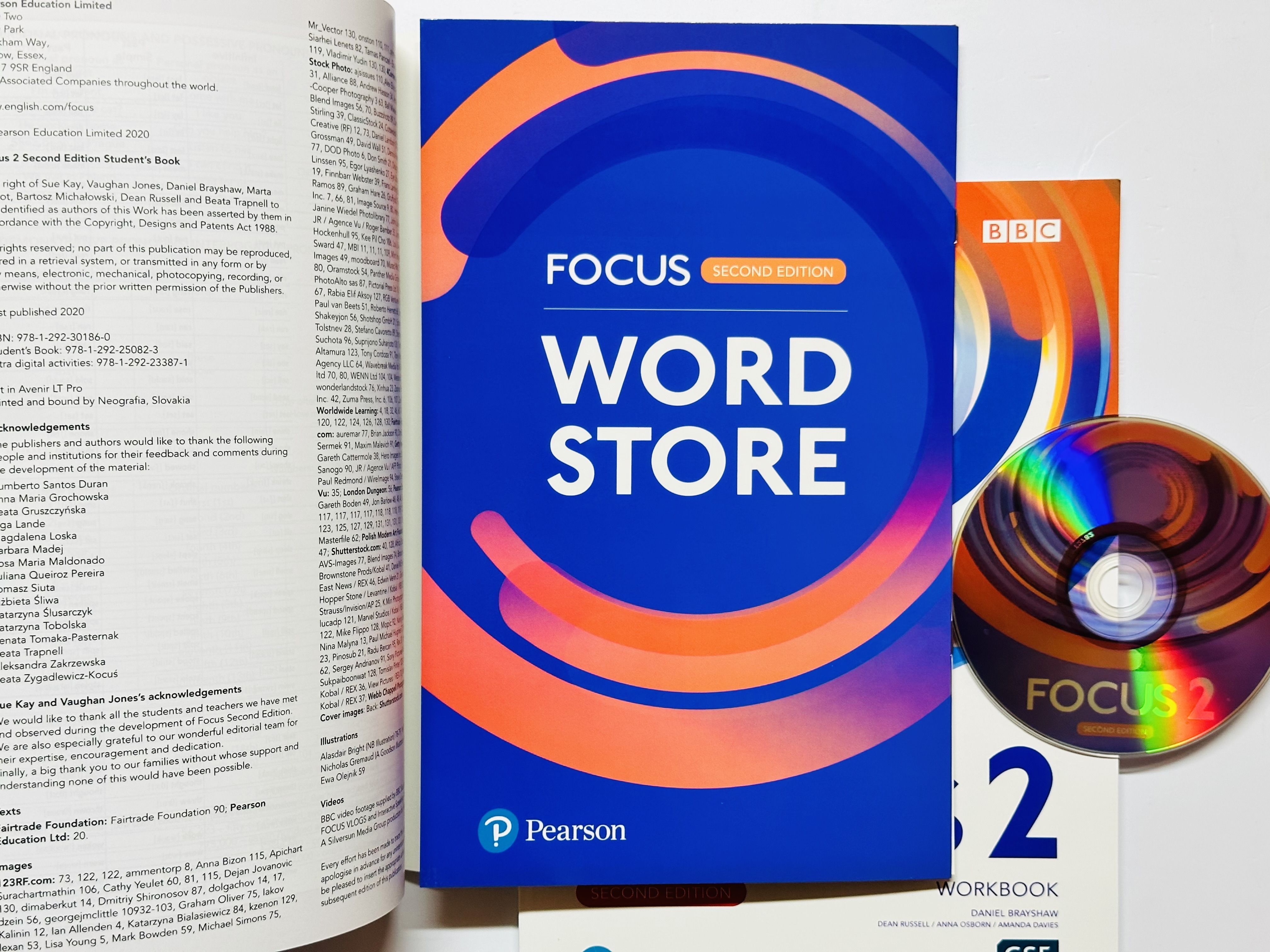 Focus 2 Полный Комплект, Student's Book + Workbook + CD (second edition) учебник, тетрадь, диск | Focus 2 Complete Set: Student's Book with Workbook and CD (Second Edition) - Ozon image 1