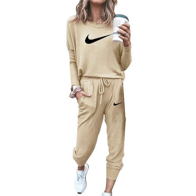 Костюм спортивный Nike #1