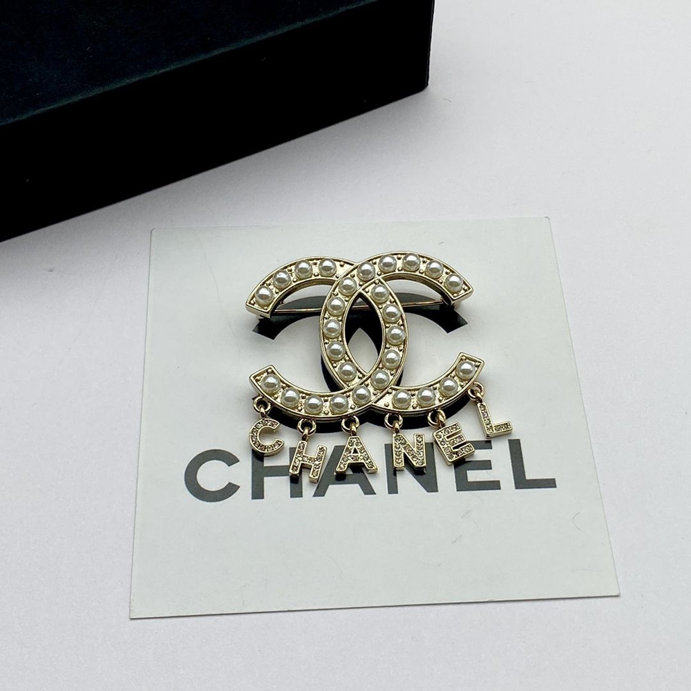 Chanel Брошь #1