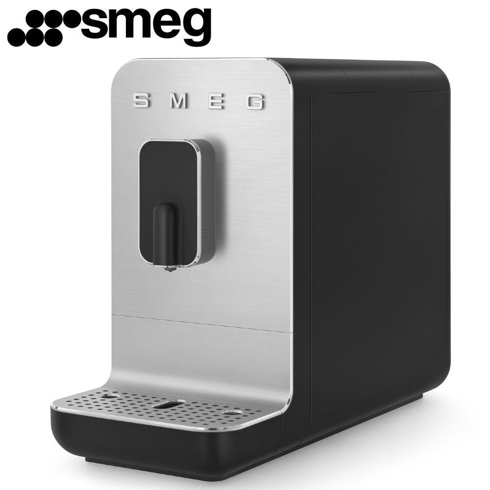 Кофемашина SMEG BCC11BLMEU / мощность 1350 Вт / подсветка диспенсера / черный матовый  #1