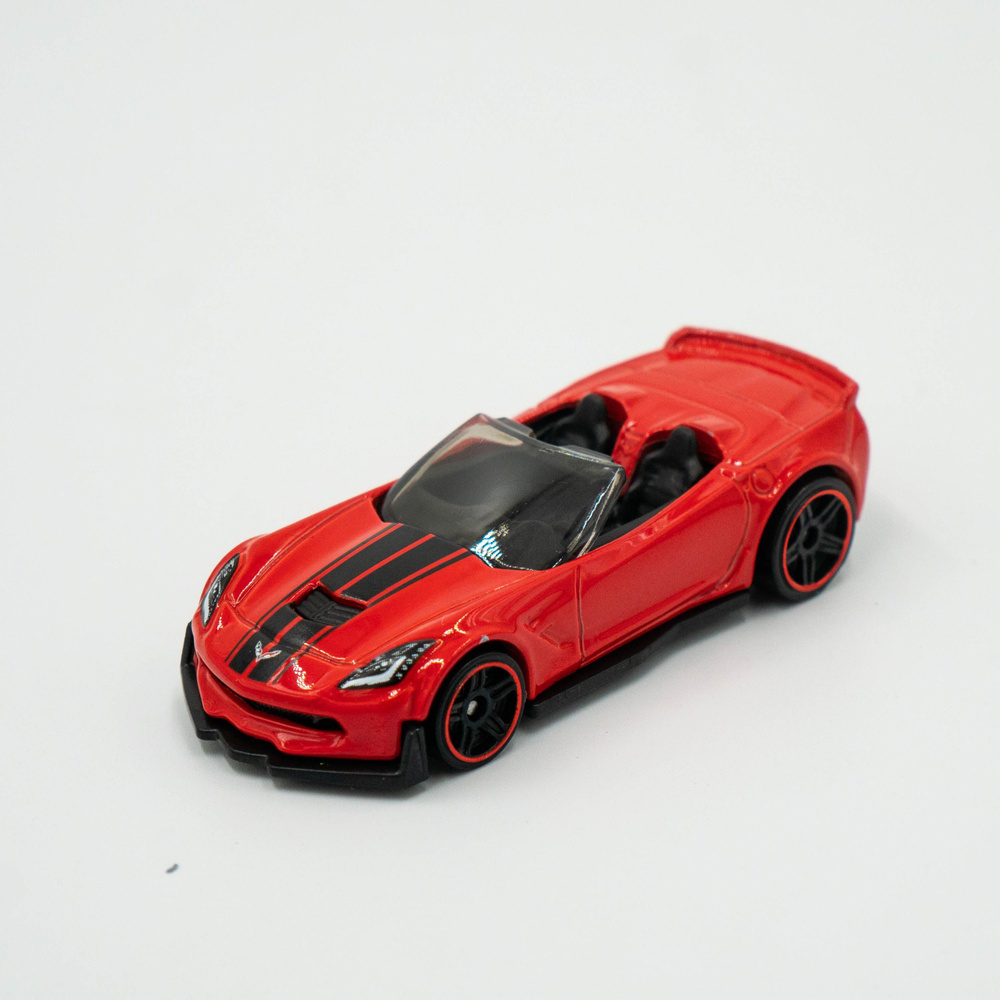 Машинка Hot Wheels Corvette C7 Z06 Convertible Коллекционная #1