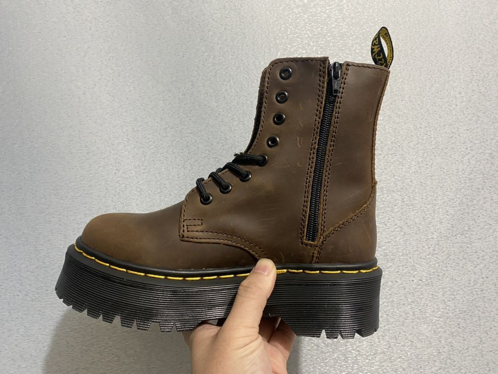 Ботинки Dr. Martens #1