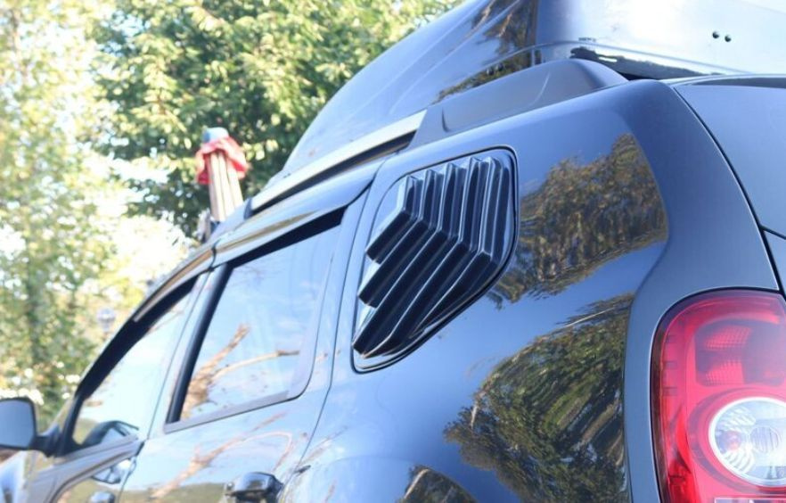 Накладки задних боковых окон для Renault Duster 2010-2021 #1