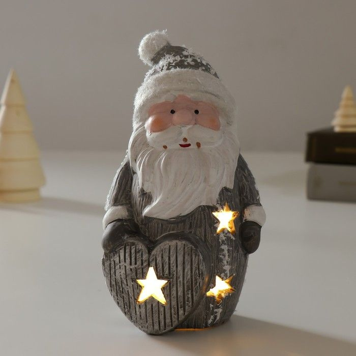 Сувенир керамика свет .Дед Мороз с сердечком .8,3х7,5х16,5 см .  #1