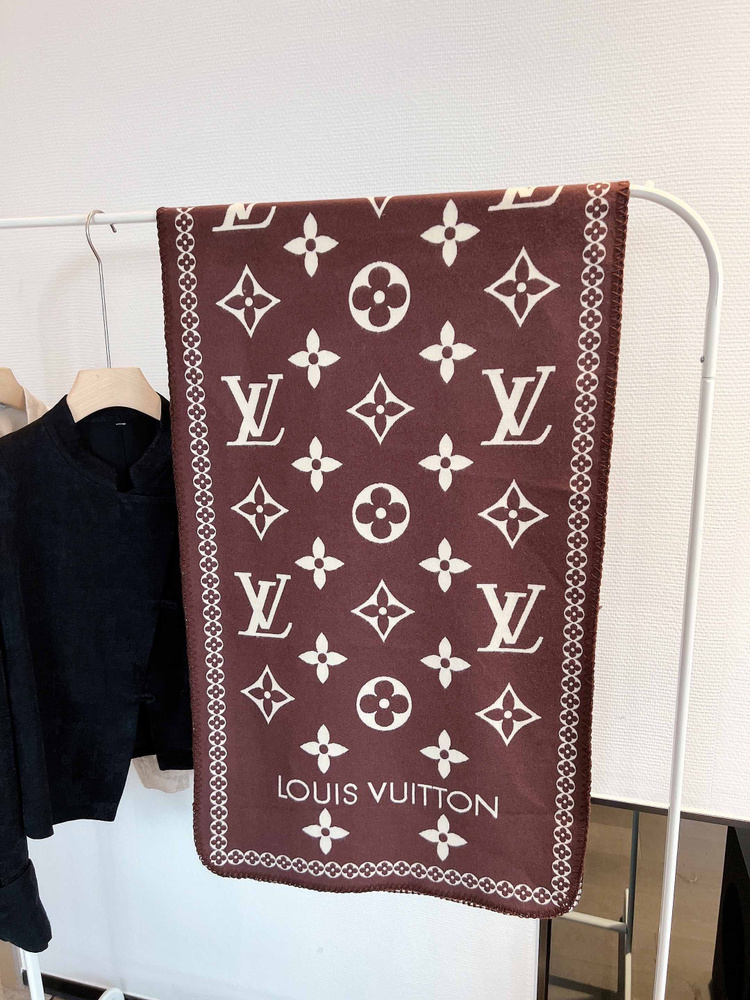 Louis Vuitton Палантин #1