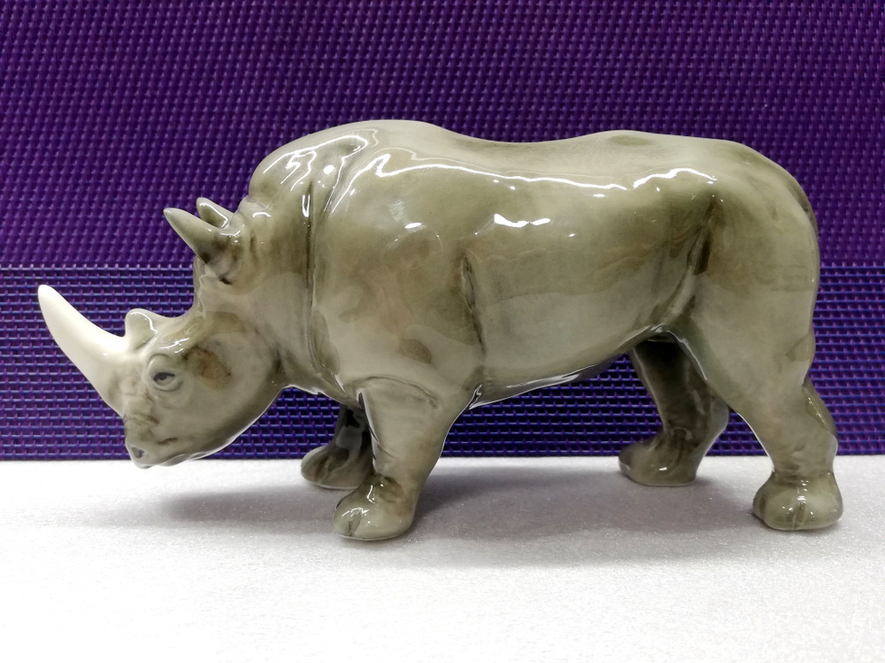 Фигурка для декора и интерьера носорог фарфоровая статуэтка  #1