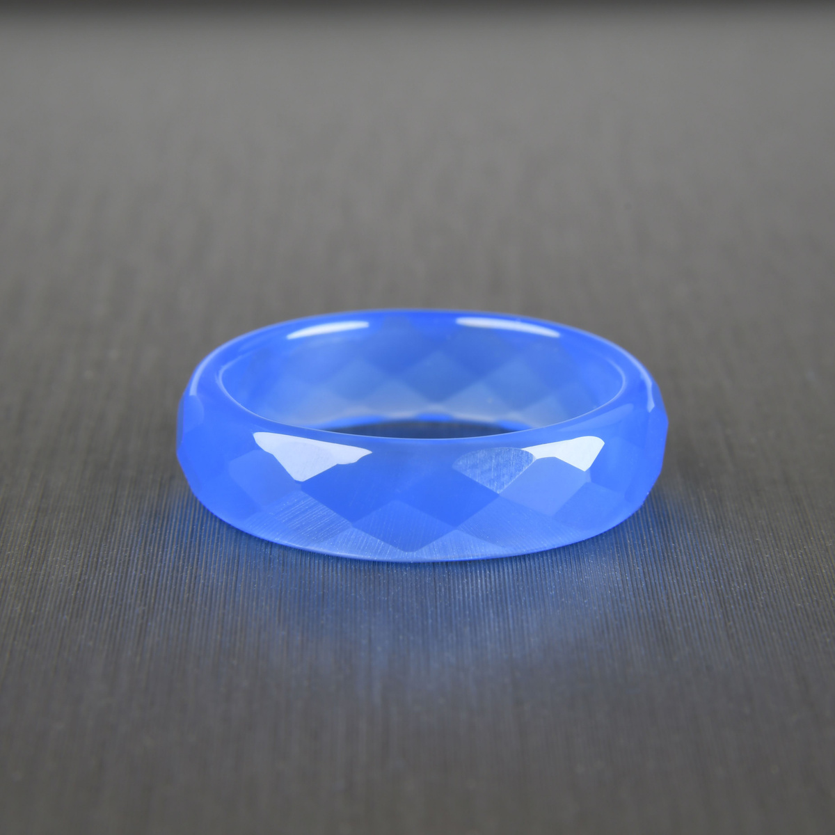 Синий халцедон кольцо