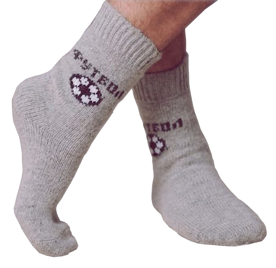 Бабушкины носки. Бабушкины носочки с заплатками. Носки n-41. Игра бабушкины носки