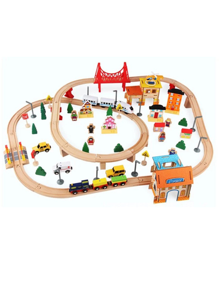 Детская развивающая деревянная железная дорога с электрическим поездом и дополнительными аксессуарами #1