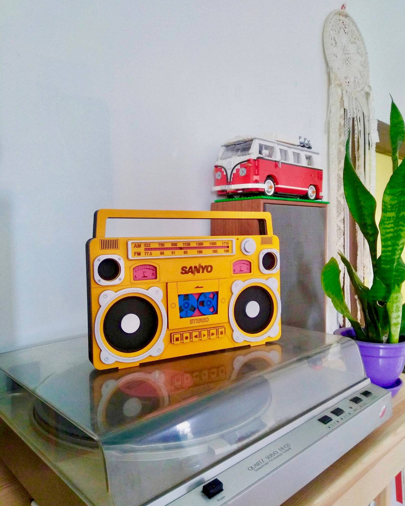 Винтажный игрушечный деревянный радио магнитофон / Магнитола из дерева  #1