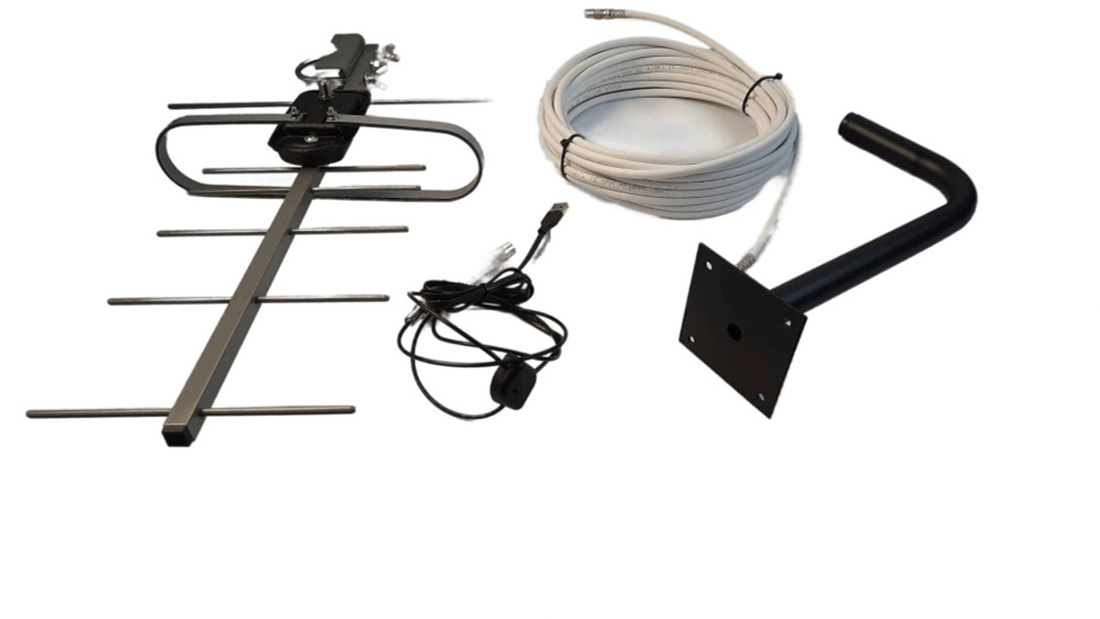 Наружная телевизионная антенна "Триада-3355USB" с инжектором питания ...