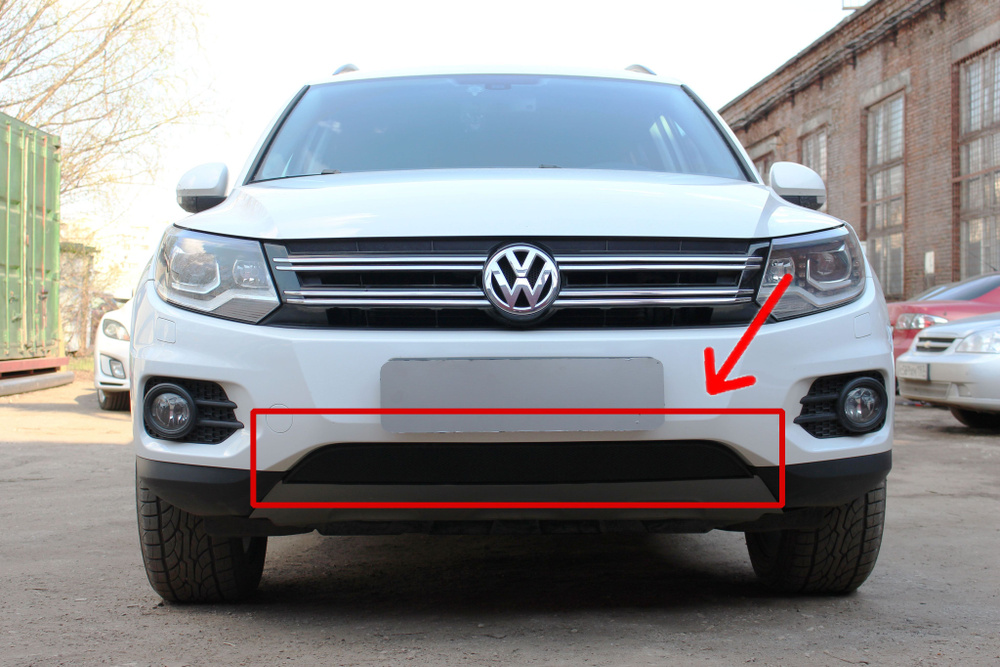 Защитная сетка радиатора черная Volkswagen Tiguan (2011-2017 ...