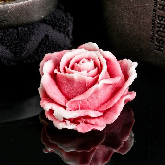 Фигурное мыло "Роза" красная с белым, 67гр 2 шт. #1