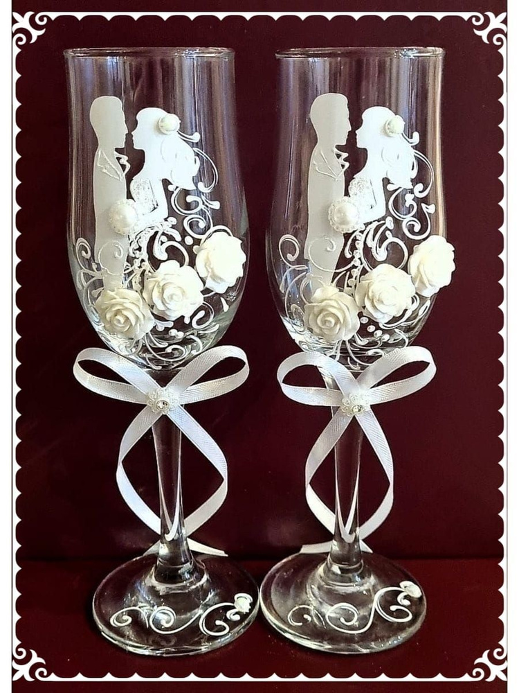 Бокалы свадебные "Молодожены" в белом цвете с розочками / фужеры для шампанского  #1