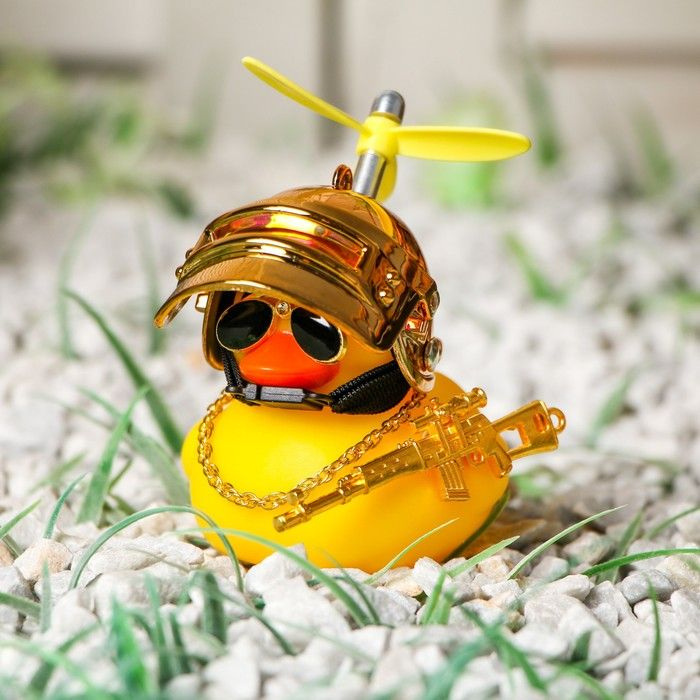Утка с пропеллером желтая, шлем золото #1