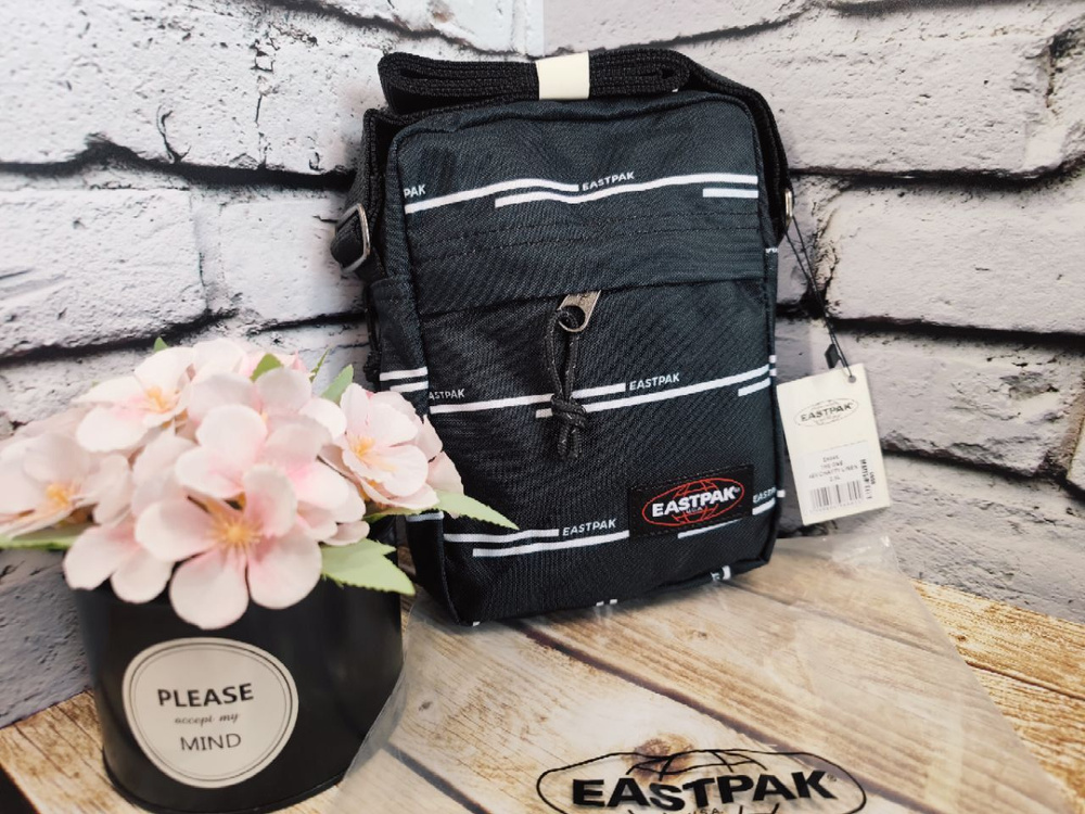 Сумка EastPak The One Чёрная с полосками #1