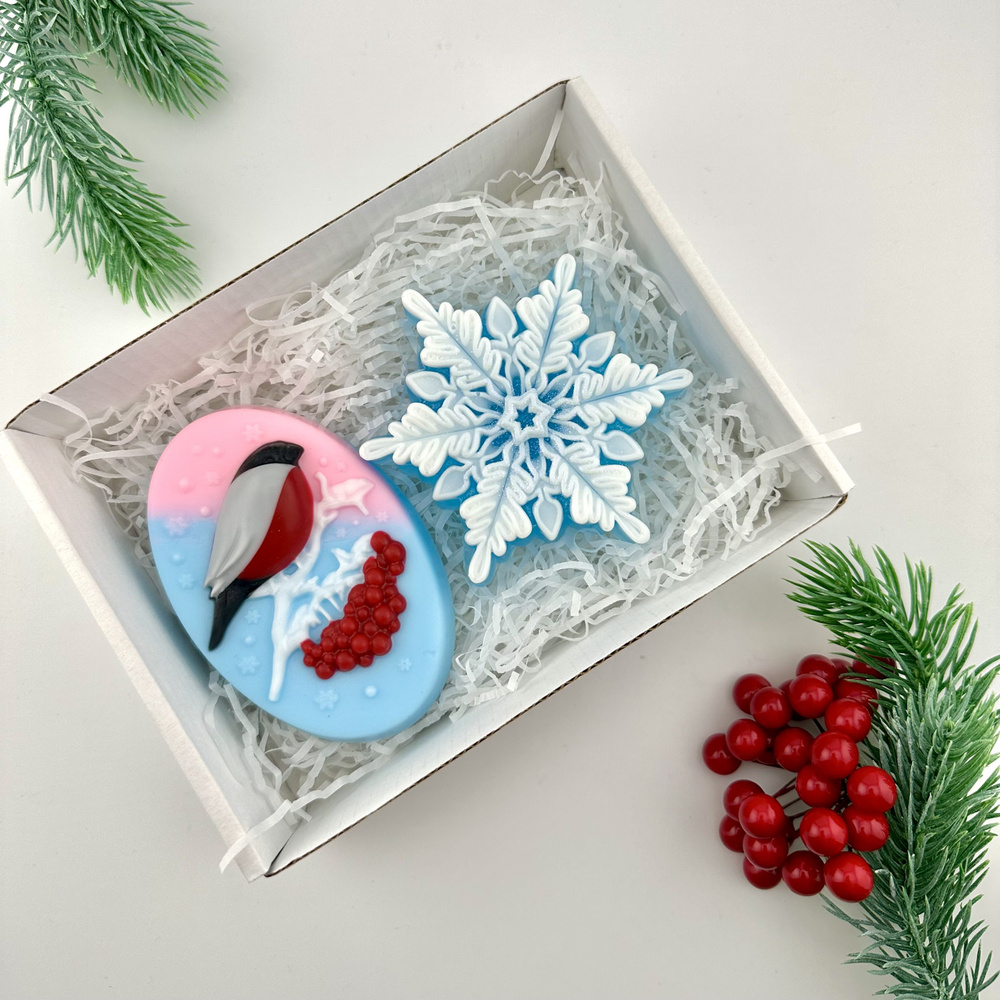 Новогодний набор "Снегирь и голубая снежинка", мыло ручной работы / Мир Мыла.  #1