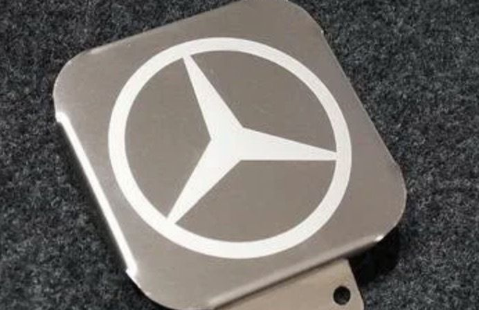 Заглушка на фаркоп под квадрат 50x50 с логотипом Mercedes-Benz, (нерж.сталь) TCUMERC1  #1
