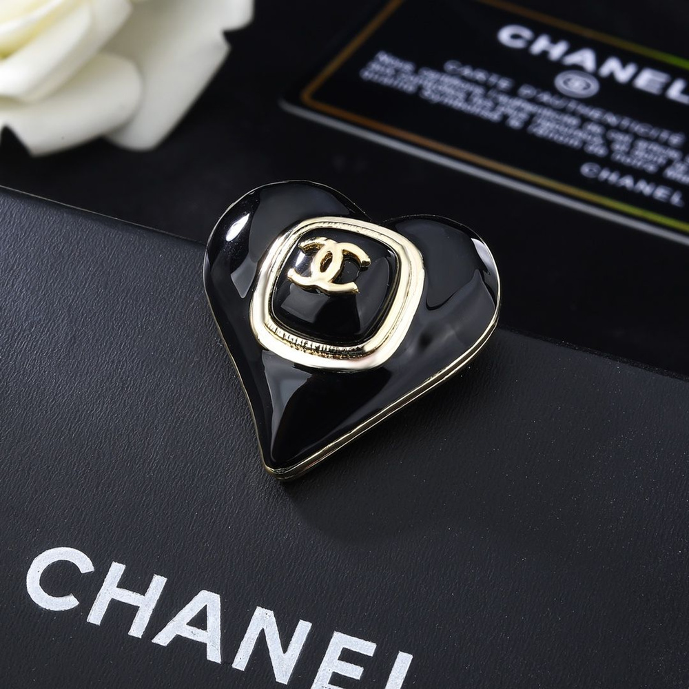 Chanel Брошь #1