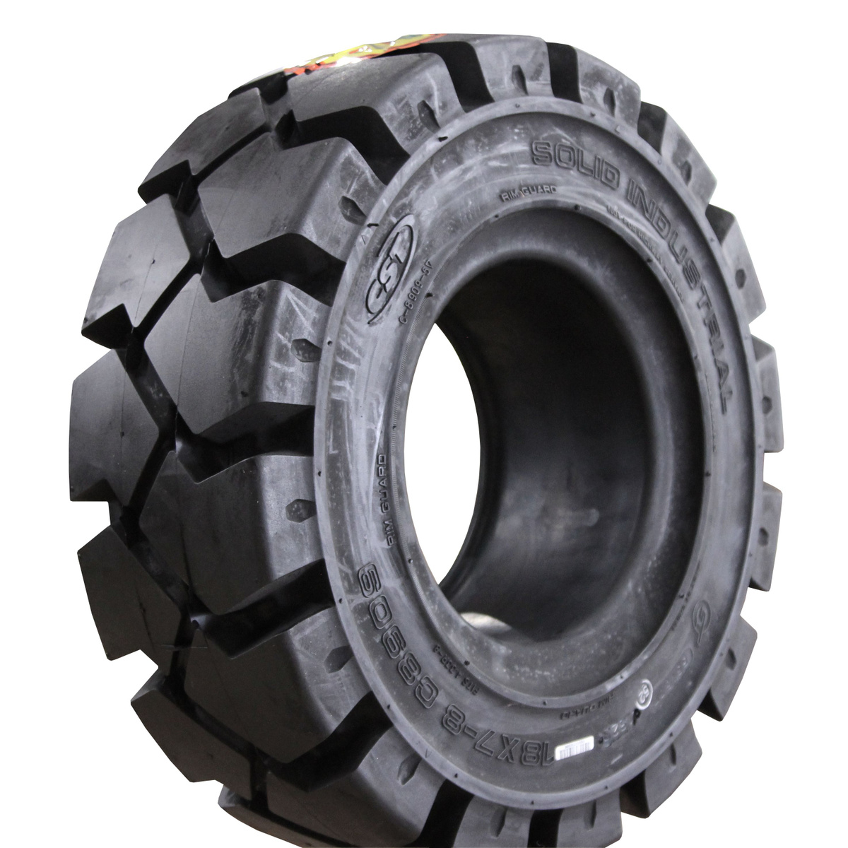 Шина массивная 18x7-8 CST C8909